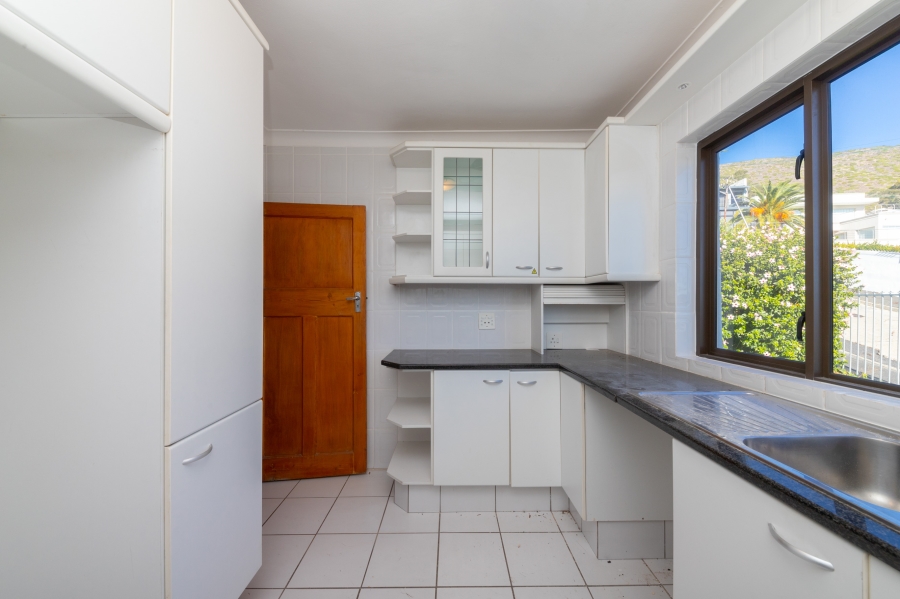To Let 2 Bedroom Property for Rent in Sea Point Western Cape